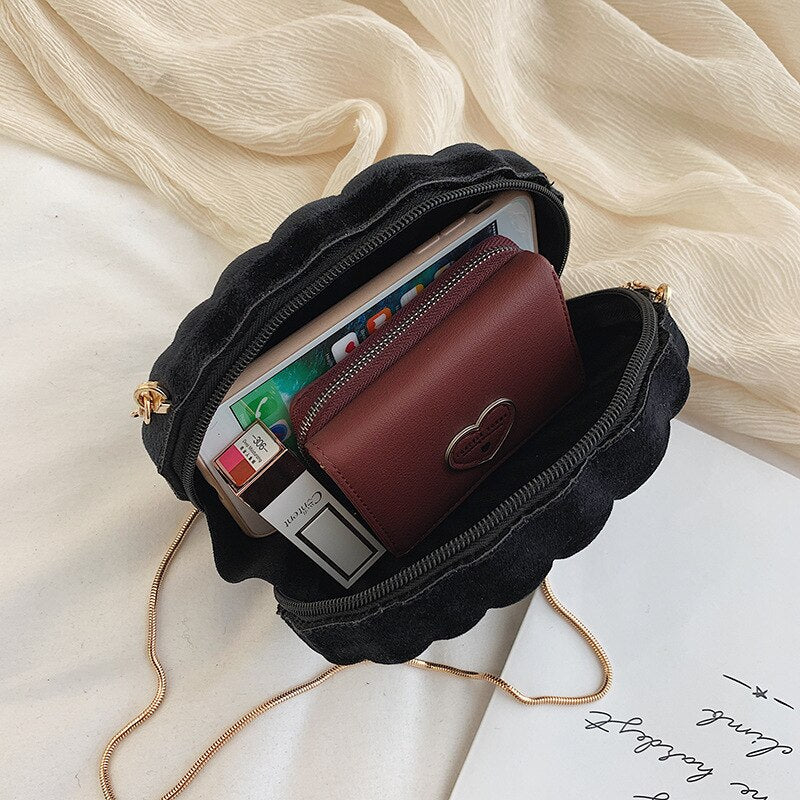 Shell Design Velvet Bag - The Trendy Accessories Store