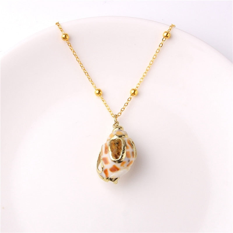 Classic Gold Plated Shell Necklaces and Pendants - The Trendy Accessories Store