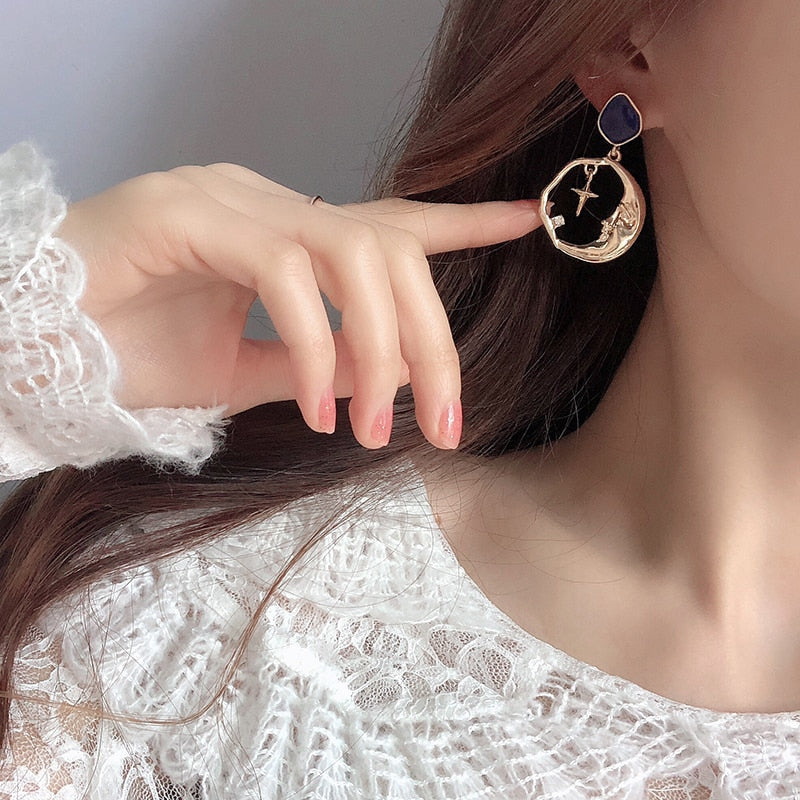 Vintage Drop Earring Inspired by Star Moon - The Trendy Accessories Store