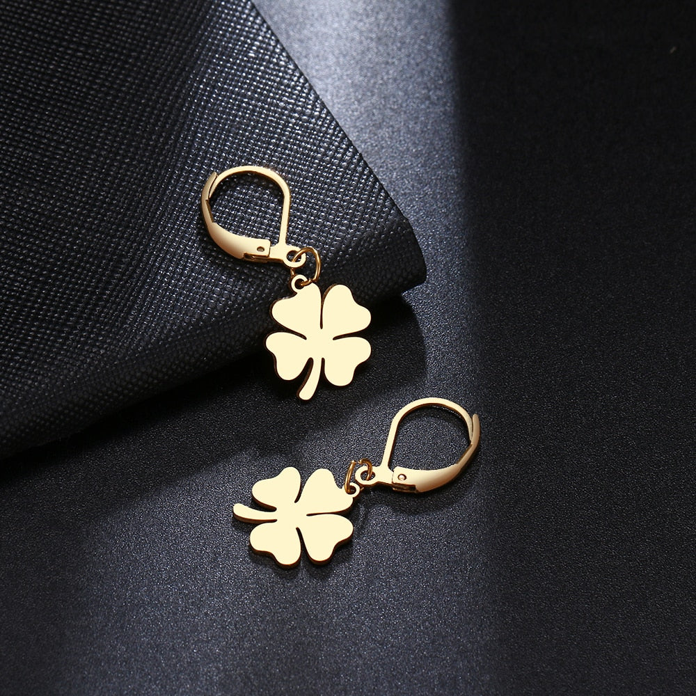 Clover Chic style Gold Platted Earrings - The Trendy Accessories Store