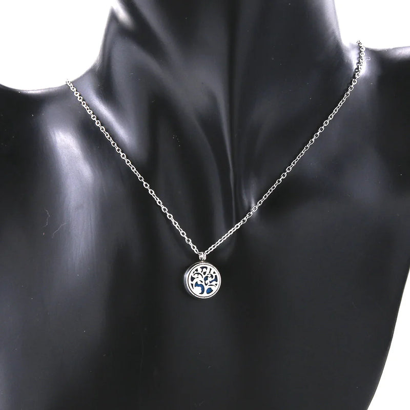 Spiral Flower Essential Oil Diffuser Necklace – 361L Stainless Steel Aromatherapy Pendant (0.47 inch)