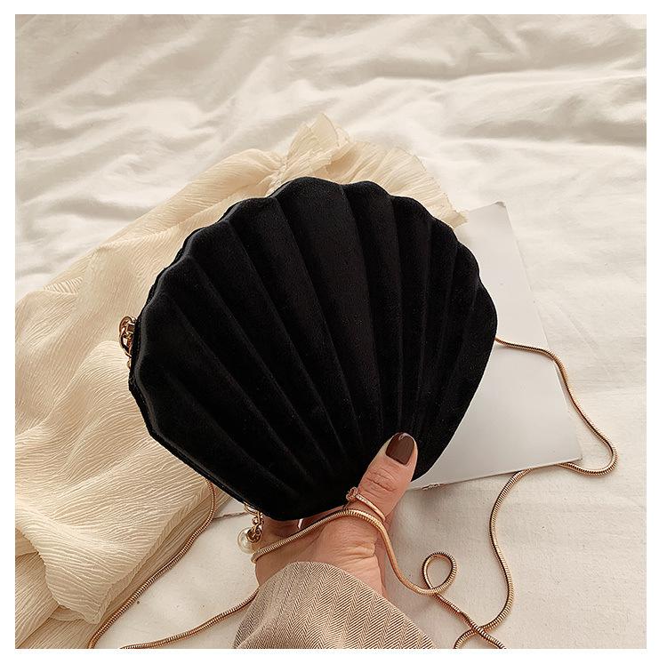 Shell Design Velvet Bag - The Trendy Accessories Store