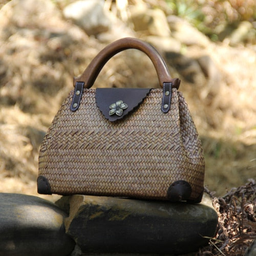 Vintage wooden handle handbag