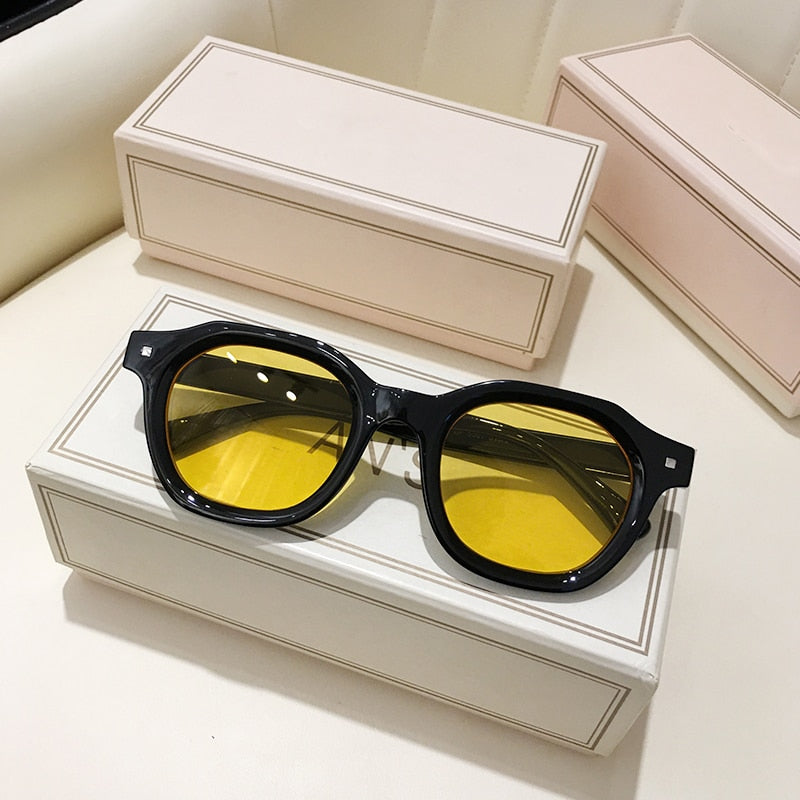 Vintage Women Trendy Square Rectangle Sunglasses