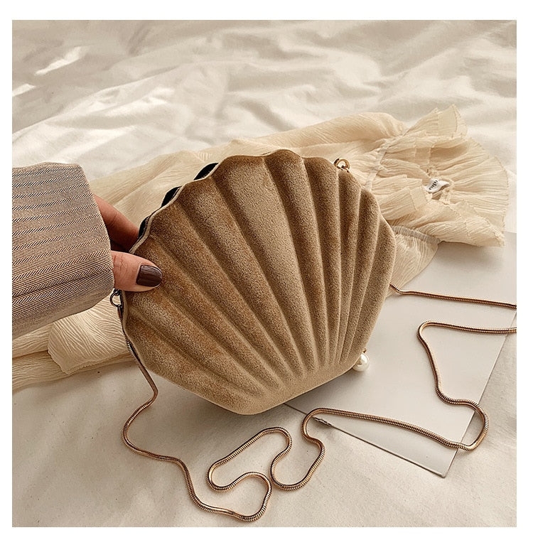 Shell Design Velvet Bag - The Trendy Accessories Store