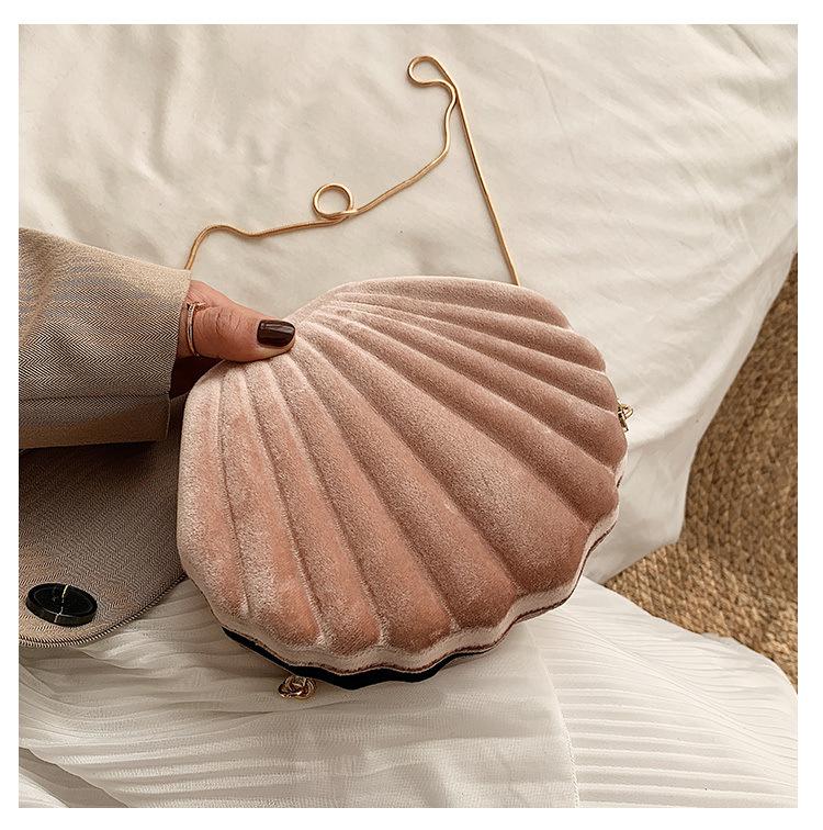 Shell Design Velvet Bag - The Trendy Accessories Store