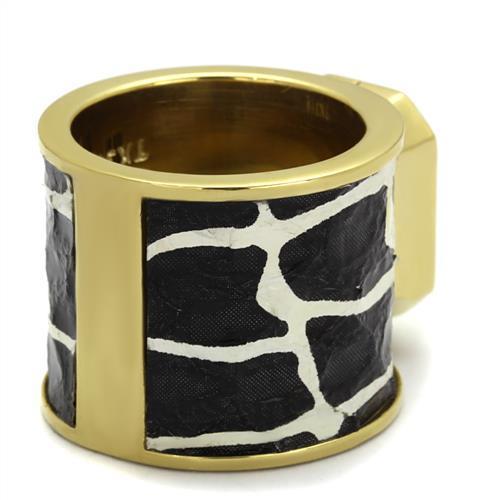 TK2701 IP Gold(Ion Plating) Stainless Steel Ring - The Trendy Accessories Store